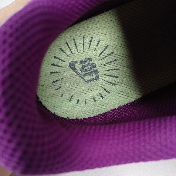 Nike Star Runner 4.5Y Women’s 6 Running Shoes Gray Iridescent Multicolor Laces - Picture 9 of 10